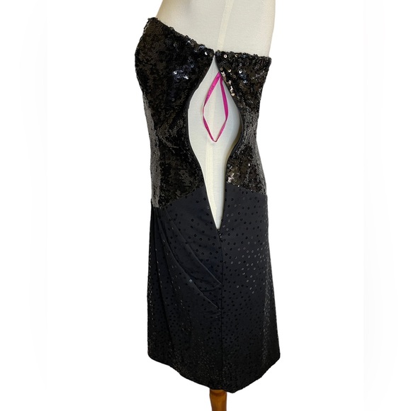 Betsey Johnson Black Sequin Dress Size 6 Fits Size 4 Strapless or with Straps - Picture 6 of 16